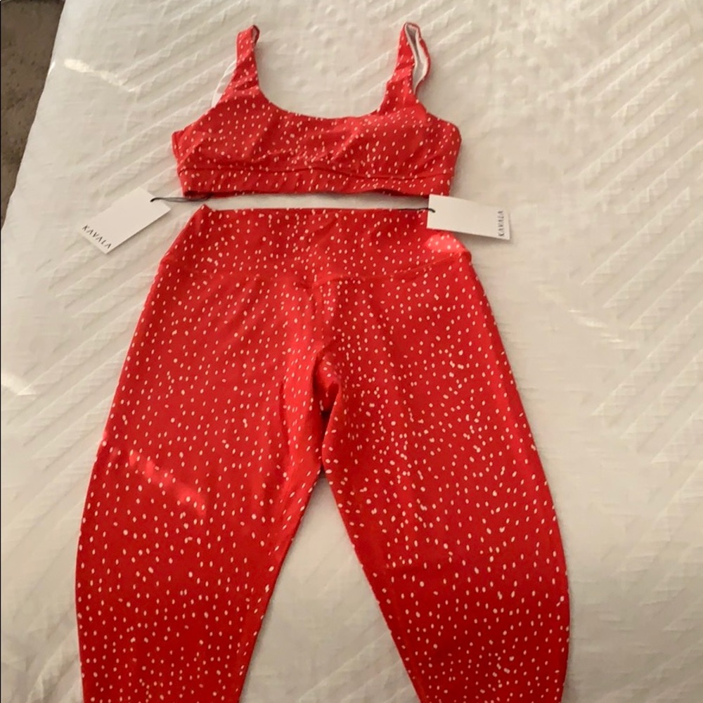 Kavala workout set